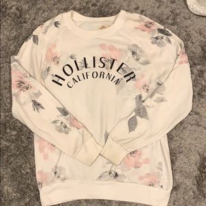 Floral Hollister crew neck